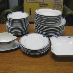 576 2383 DINNER SET